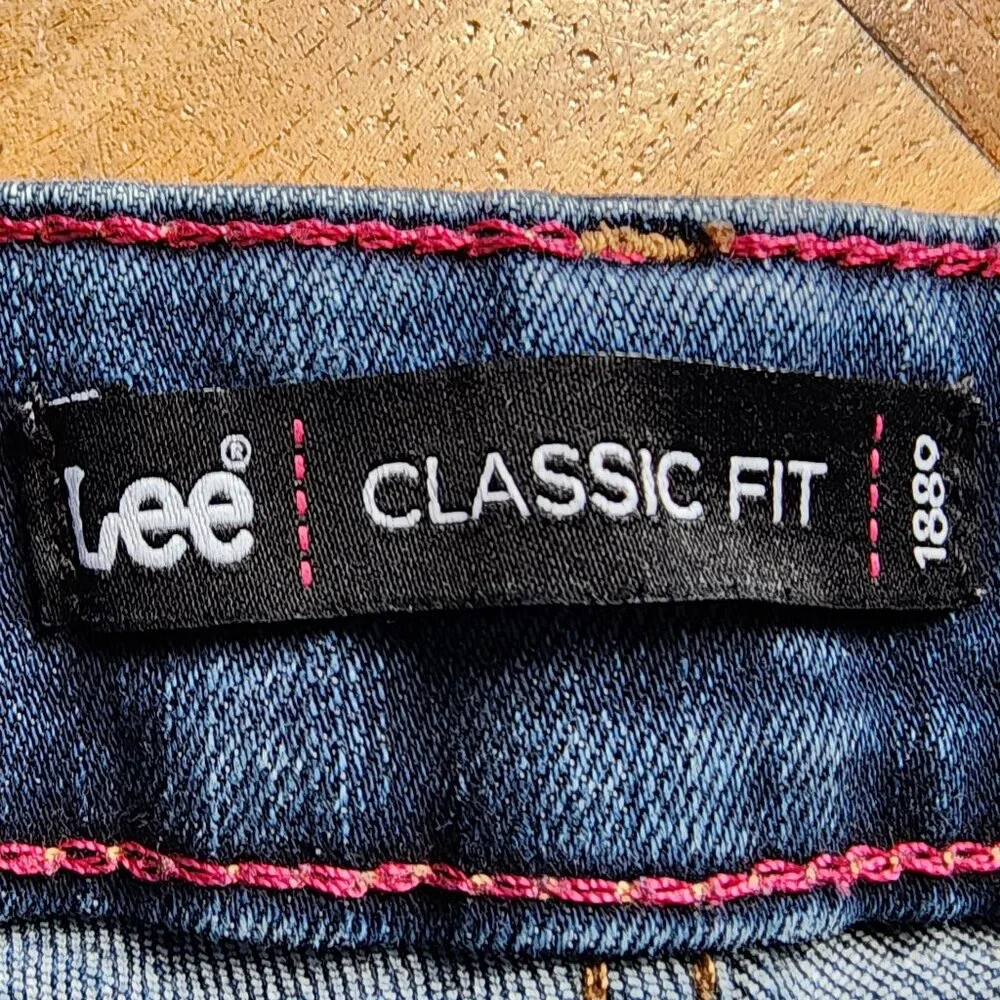 Lee Classic Fit Straight Leg Jeans Size 14 Short